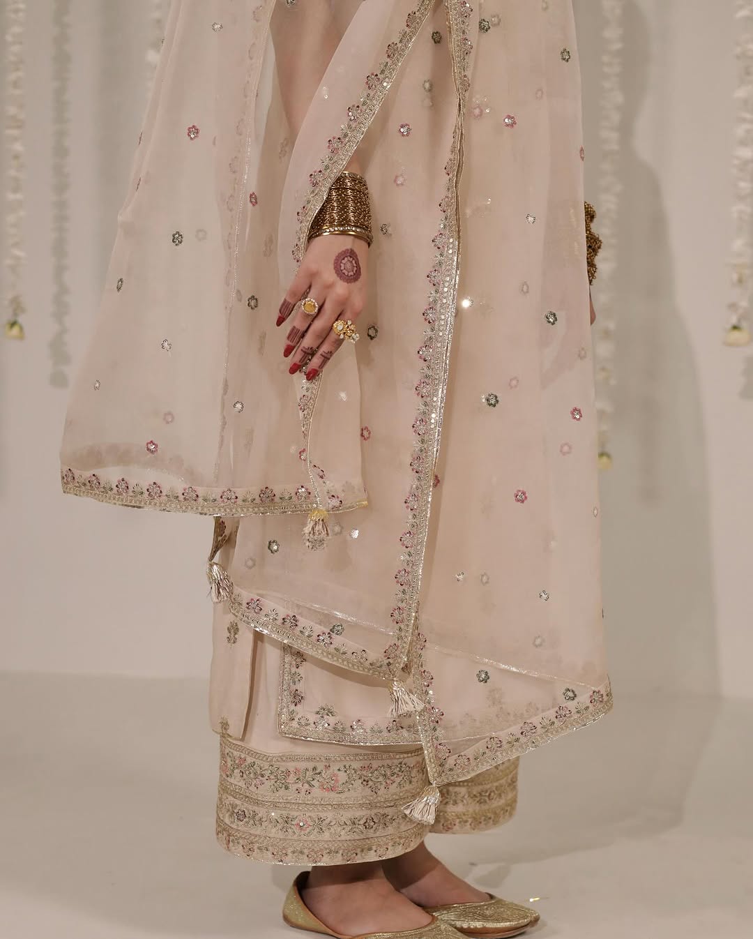 ROSÉ BLUSH suit pair