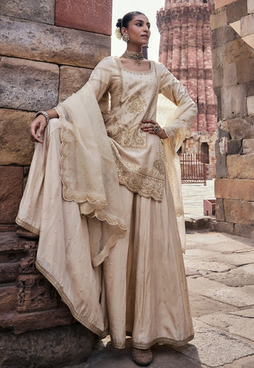 Ivory Scalloped Short Kurta
